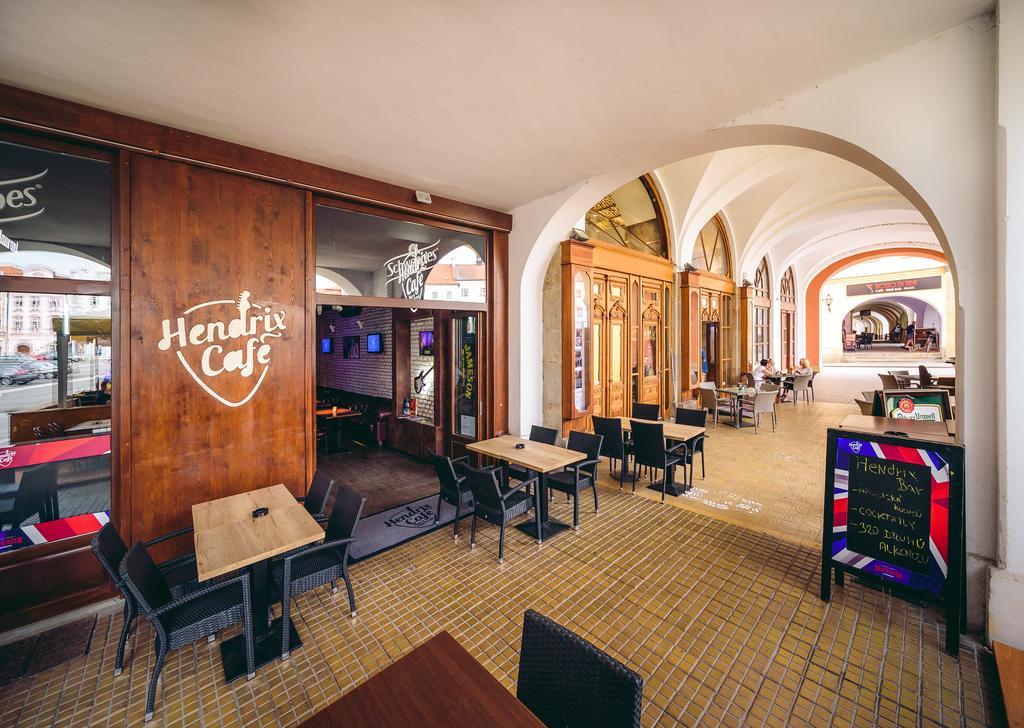 Rooftop Triplex Apartment In Centre Hradec Kralove Ngoại thất bức ảnh