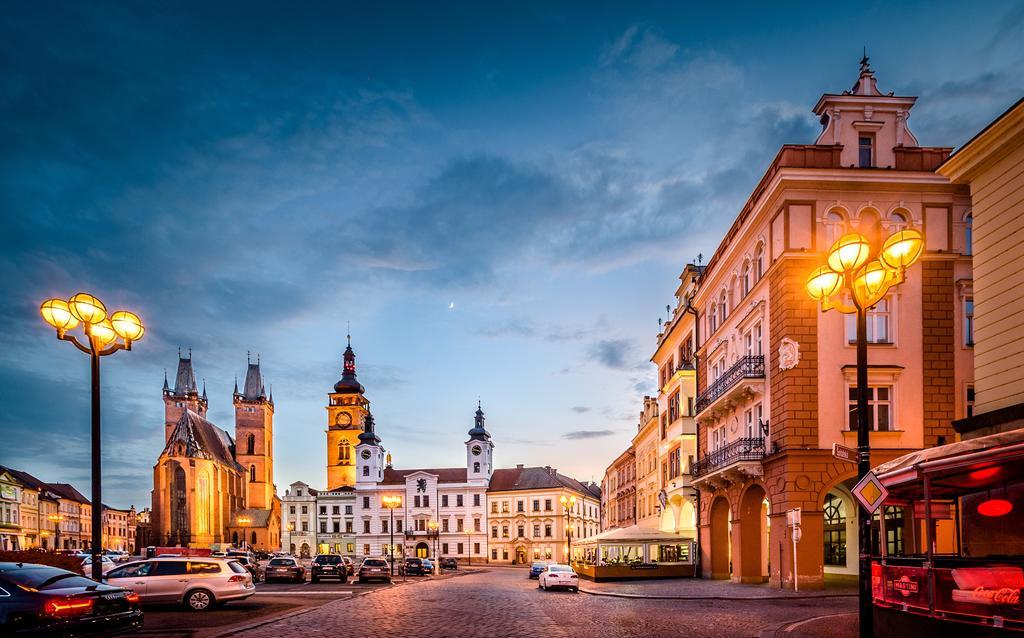 Rooftop Triplex Apartment In Centre Hradec Kralove Ngoại thất bức ảnh